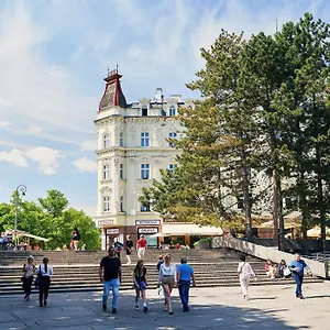 rezervovat zde