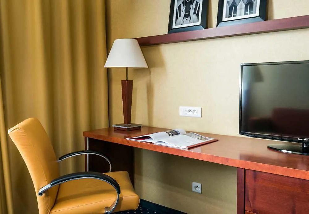Courtyard By Marriott Prague City