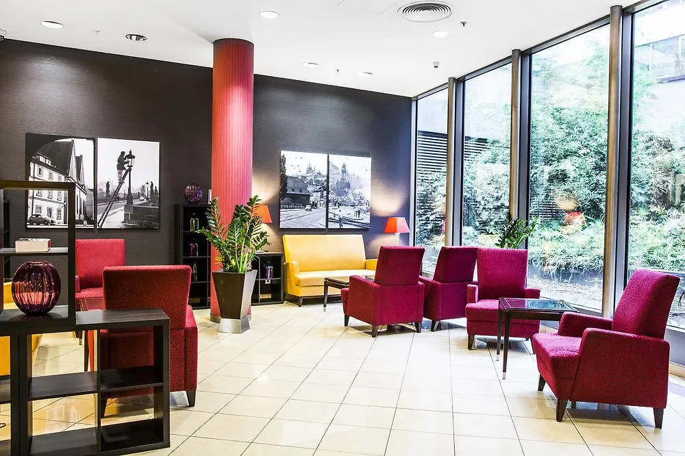 Courtyard By Marriott Prague City 4*,